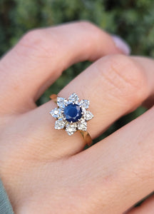 2375 18ct Gold Cornflower Blue Sapphire Diamonds Flower Head Ring