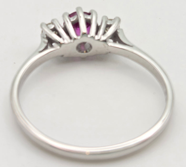 2357: Vintage; 18ct White Gold Ruby Round Full Cut Diamonds 3- Stone Straight Ring- From 1978
