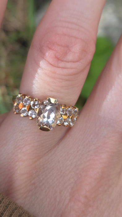 3199 Vintage: 9ct Yellow Gold Morganite & White Sapphire Cluster Ring — From 1983