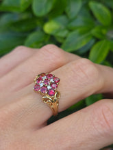 Cargar imagen en el visor de la galería, 1845: Vintage; 9ct Gold 9 Red Garnets 4 Natural Diamonds Geometric Set Dress Ring
