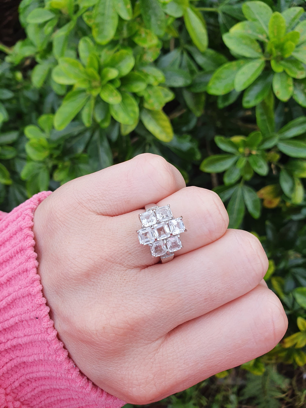 4551: Vintage: 9ct White Gold Natural Zircons Diamonds Cocktail Ring- crisp, clean, sparkling