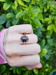 0737: Vintage: 9ct Gold 11 Rich Red Garnets Cluster Ring- Date-Mark 1968