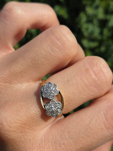 1874: Vintage: 18ct Gold Natural Diamonds Double Flower Head Ring