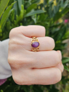 0994: Vintage: 9ct Gold Cabochon Star Ruby Openwork Ring- a splendid example
