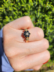 1377: Vintage: 9ct Gold Blue Sapphires Diamonds Flowerhead Ring- From 1975