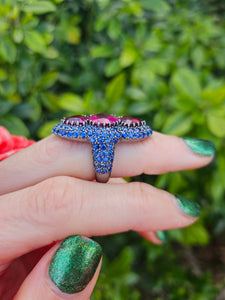 0590: Vintage: Spectacular 18ct White Gold Pink Tourmalines Blue Sapphires Statement Ring