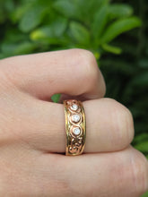 Load image into Gallery viewer, 2120: Vintage &amp; Heavy 9ct Gold Round Cut Diamond Trilogy Clogau Style- Statement
