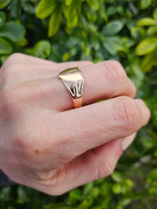 1276:Vintage: 9ct Gold Shield Signet Ring- Date-Mark 1967 - almost 60 years