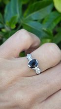 Load image into Gallery viewer, 6098 Vintage:18ct White Gold French Blue Sapphire Full Cut Diamonds Ring- From 1976
