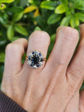 Load image into Gallery viewer, 8029: Vintage 18ct Gold 7 Blue Sapphires 6 Diamonds Geometric Cluster Ring- sparkling statement
