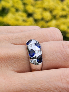 6094 Vintage: 18ct Mixed Gold "Bombe" Statement Blue Sapphires Diamonds "bombe" Ring