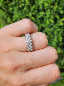0781: Vintage: 14ct White Gold Diamonds (1c carat) Tiered Ring- natural. sparkling beauty
