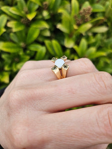 1301: Vintage: 9ct Gold Cabochon White Opal Peridot Cocktail Ring- Lovely symmetry