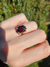 Load image into Gallery viewer, 1143: Vintage: 9ct Gold Flat Cut Garnet Solitaire Ring- a rare find
