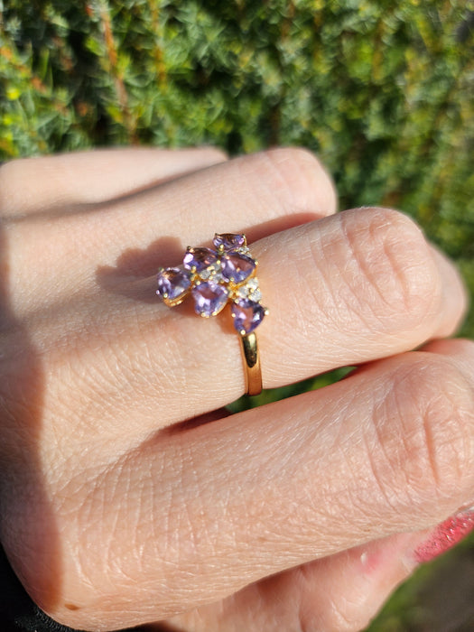 1497: Vintage: Rare 18ct Gold Lilac Amethyst Diamonds Tiered Ring- eclectic elegance