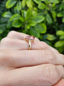 0529: Vintage: 9ct Gold Pear-Cut Pink Topaz Dress Ring- Barbie beauty, total eye catcher