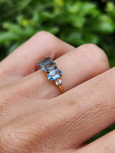 Load image into Gallery viewer, 6127: Vintage: 18ct Gold Blue Aquamarines Baguette Cut Diamonds Dress Ring- eye candy
