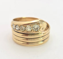 Cargar imagen en el visor de la galería, 1868: Vintage: Statement 18ct Gold Natural Diamonds (0.63ct) Snake Ring- Large finger size
