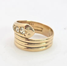 Cargar imagen en el visor de la galería, 1868: Vintage: Statement 18ct Gold Natural Diamonds (0.63ct) Snake Ring- Large finger size
