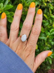 1847: Vintage; 9ct Gold Oval Cabochon White Opal Solitaire- lovely colour play