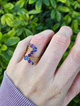 Load image into Gallery viewer, 0888: Vintage: 9ct Gold Blue Iolites Purple Amethyst &quot;spray&quot; ring- beautifully paired
