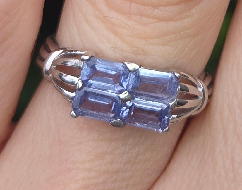 2404 Vintage: 9ct White Gold Light Blue Sapphires Dress Ring