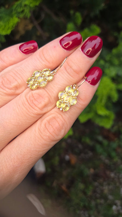 2447 : Vintage 9ct Gold Peridots Glacier Topaz Drop Earrings