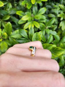 A0190: Vintage: 18ct Gold Emerald Diamonds Snake Ring perfect harmony