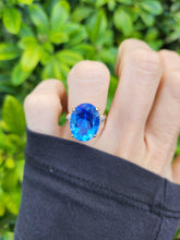 Load image into Gallery viewer, 0278: Vintage: 9ct Gold Large Vivid Iolite Diamonds Cocktail Ring- heavenly blue statement piece
