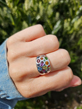 Cargar imagen en el visor de la galería, 1477: Vintage: 9ct White Gold Multi- Gem Bombe Ring- fabulous, fun colour array
