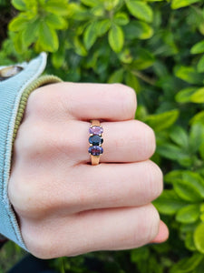 0678: Vintage: 9ct Gold Blue & Purple Spinels Dress Ring- beautifully paired