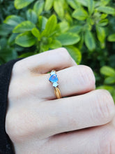 Load image into Gallery viewer, 0691: Vintage: 18ct Gold Heart-Cut Ceylon Blue Sapphire Diamonds Ring=- Date-Mark 1990
