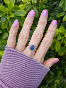 0065: Vintage: 9ct Gold Persian Blue Sapphire Diamonds Dress Ring- lovely cut and colour