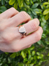 Load image into Gallery viewer, 1276:Vintage: 9ct Gold Shield Signet Ring- Date-Mark 1967 - almost 60 years
