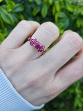 Load image into Gallery viewer, 1291: Vintage: 9ct Gold 7 Raspberry Rubies Geometric Set Dress Ring- lovely symmetry
