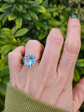 Load image into Gallery viewer, 5147: Vintage 9ct Gold Round Cut Azure Topaz Solitaire- Heavenly blue
