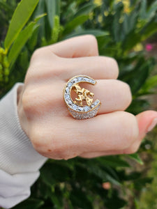 6009:Vintage 9ct Gold Simulated Diamonds Lucky  Horseshoe Statement Ring - Huge