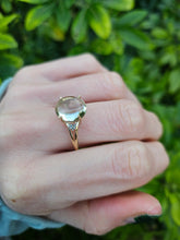 Load image into Gallery viewer, 0219 Vintage 9ct Gold Green Quartz 2 Diamonds
