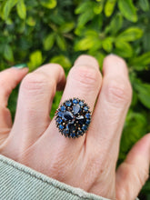 Load image into Gallery viewer, 0646: Vintage: 18ct  Gold Blue Sapphires Statement Cocktail Ring
