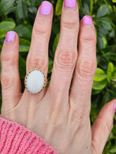 Load image into Gallery viewer, 0968: Vintage: 9ct Gold Large Cabochon White Opal Ring- Date- Mark 1979
