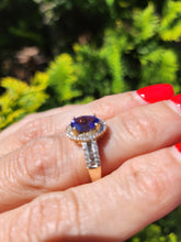 Cargar imagen en el visor de la galería, 1749: Vintage: 9ct Gold Violet Blue Tanzanite Diamonds Dress Ring- sparkling eye candy

