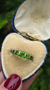 2549: Vintage 9ct Gold Green Diopside Stacker/Hal Eternity Ring