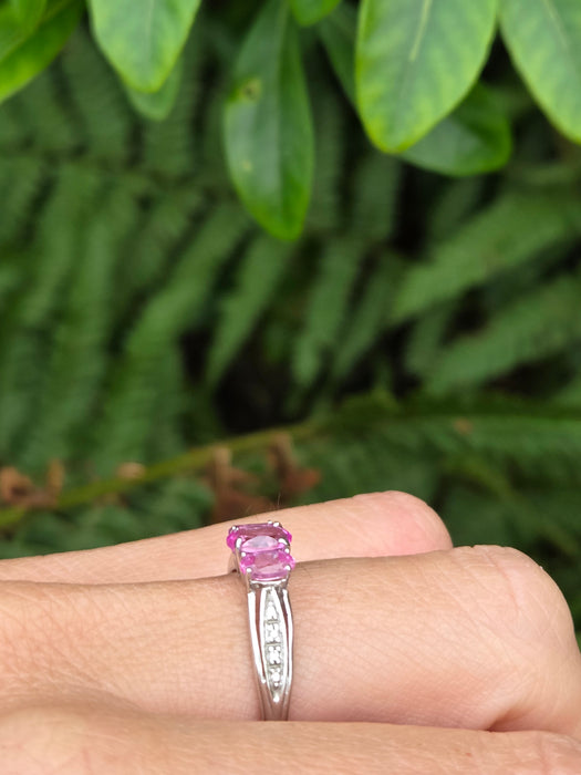 2163 :Vintage: 9ct White Gold Pink Sapphires Diamonds Ring- Petite, sparkling beauty