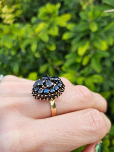 0646: Vintage: 18ct  Gold Blue Sapphires Statement Cocktail Ring