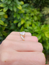 Load image into Gallery viewer, 0470: Vintage: 9ct Gold Trilliant Cut Moonstone Diamonds Ring- exquisite
