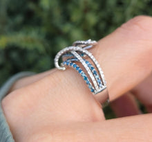 Cargar imagen en el visor de la galería, 1795 14ct White Gold Blue &amp; White Natural Diamonds Crossover Ring
