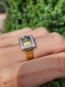 6160: Vintage: 18ct Gold 17 Round Cut Diamonds Buckle Ring- From London 1974 (Copy)