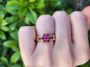 8217: Vintage: 9ct Gold 9 Rich Red Rubies Geometric Set Ring