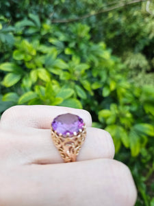 0487:Vintage: 9ct Gold Round Cut Large Amethyst Statement Ring- fabulous round cut stone