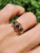 Cargar imagen en el visor de la galería, 6131: Vintage &amp; Old 14ct Gold Garnets Dress Ring- Ornate beauty
